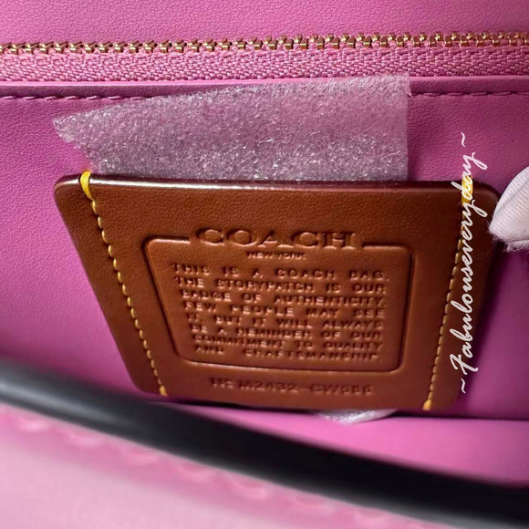 Coach Evie Long Wallet With Chain Crossbody In Leather/Brass/Fuchsia CW586 NWT - Picture 6 of 8